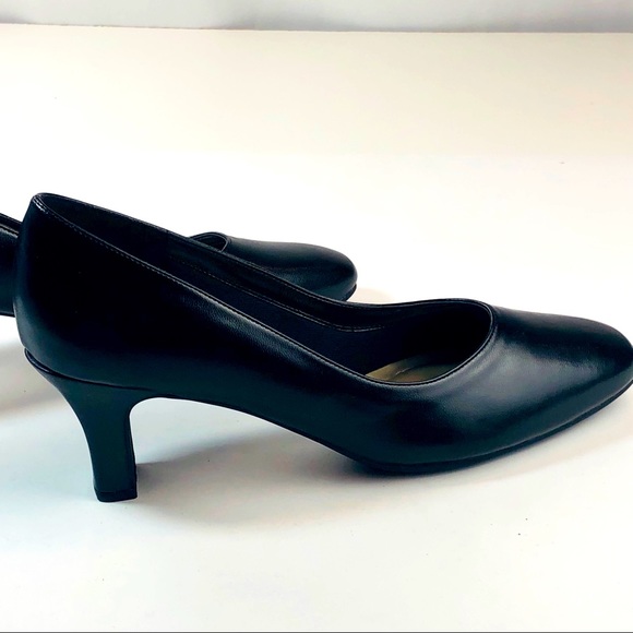 Hush Puppies Company Soft Style Heels / Pumps - Picture 2 of 7